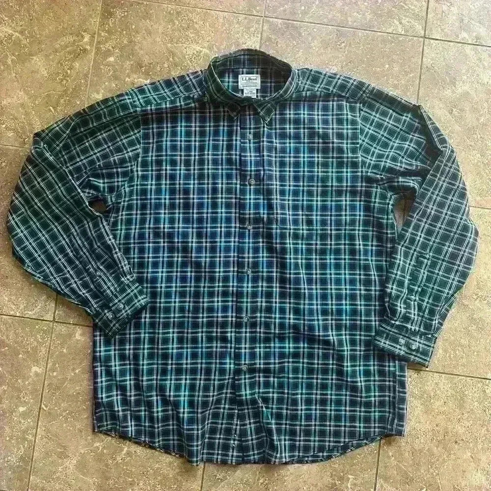 L.L. Bean | Men’s green & blue plaid long sleeve button down shirt Size L-REG